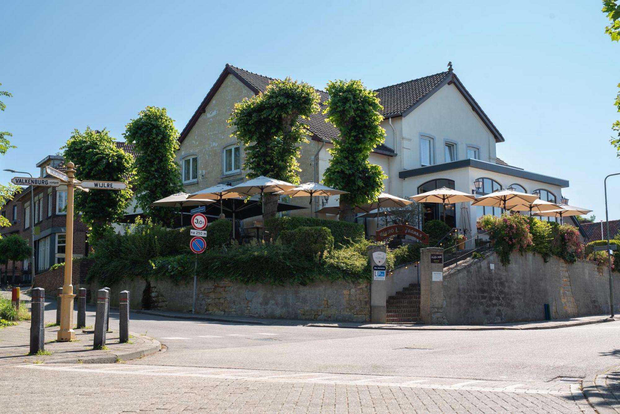 Jeanneke Bosch Apartment Schin op Geul Exterior photo
